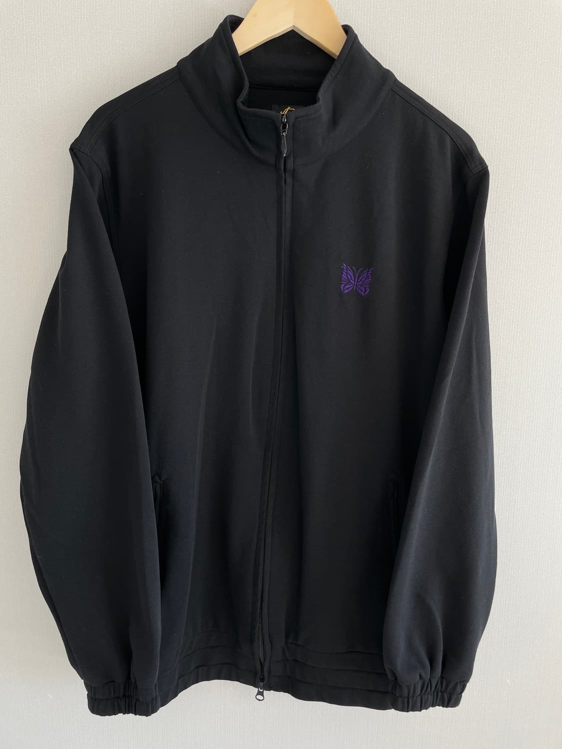 니들스 트랙자켓 블랙 상품이미지1