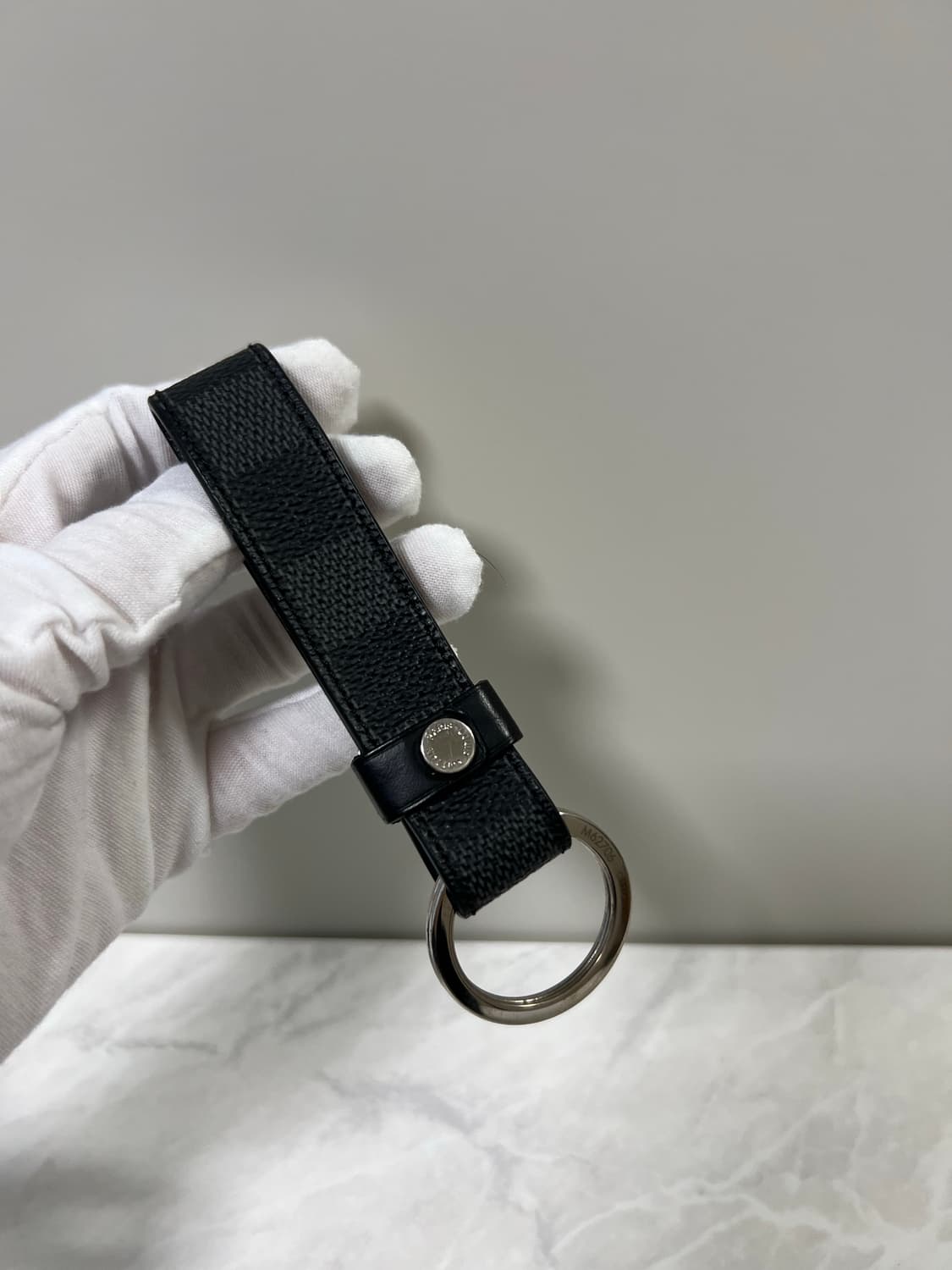 루이비통 LV 드라곤느 키 홀더 M62706 상품이미지2