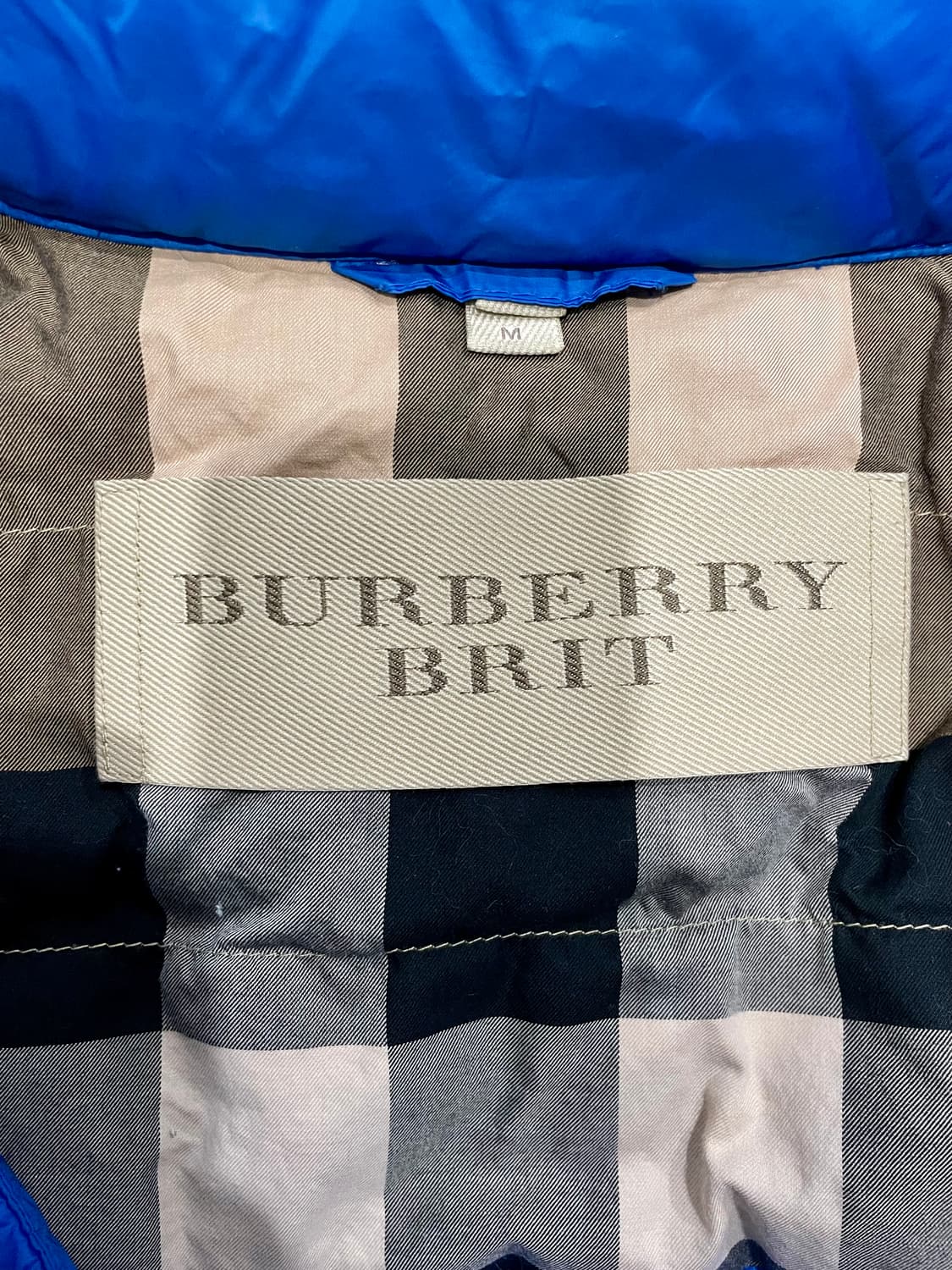 버버리 브릿 블루 컬러 경량 구스 다운 후드 패딩 M 정품 상품이미지5
