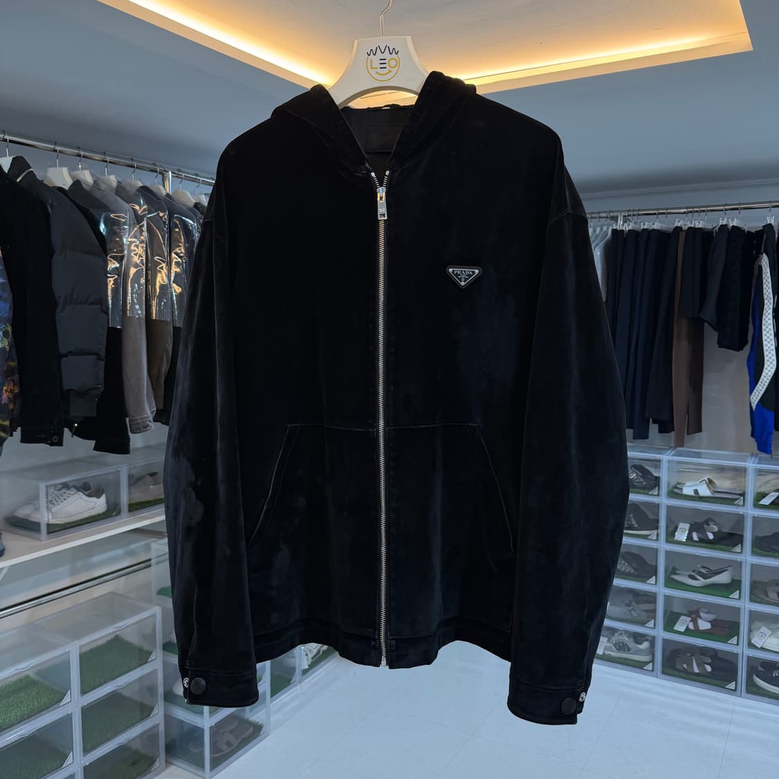 [리오브] 프라다 벨벳 코튼 후드집업 상품이미지1