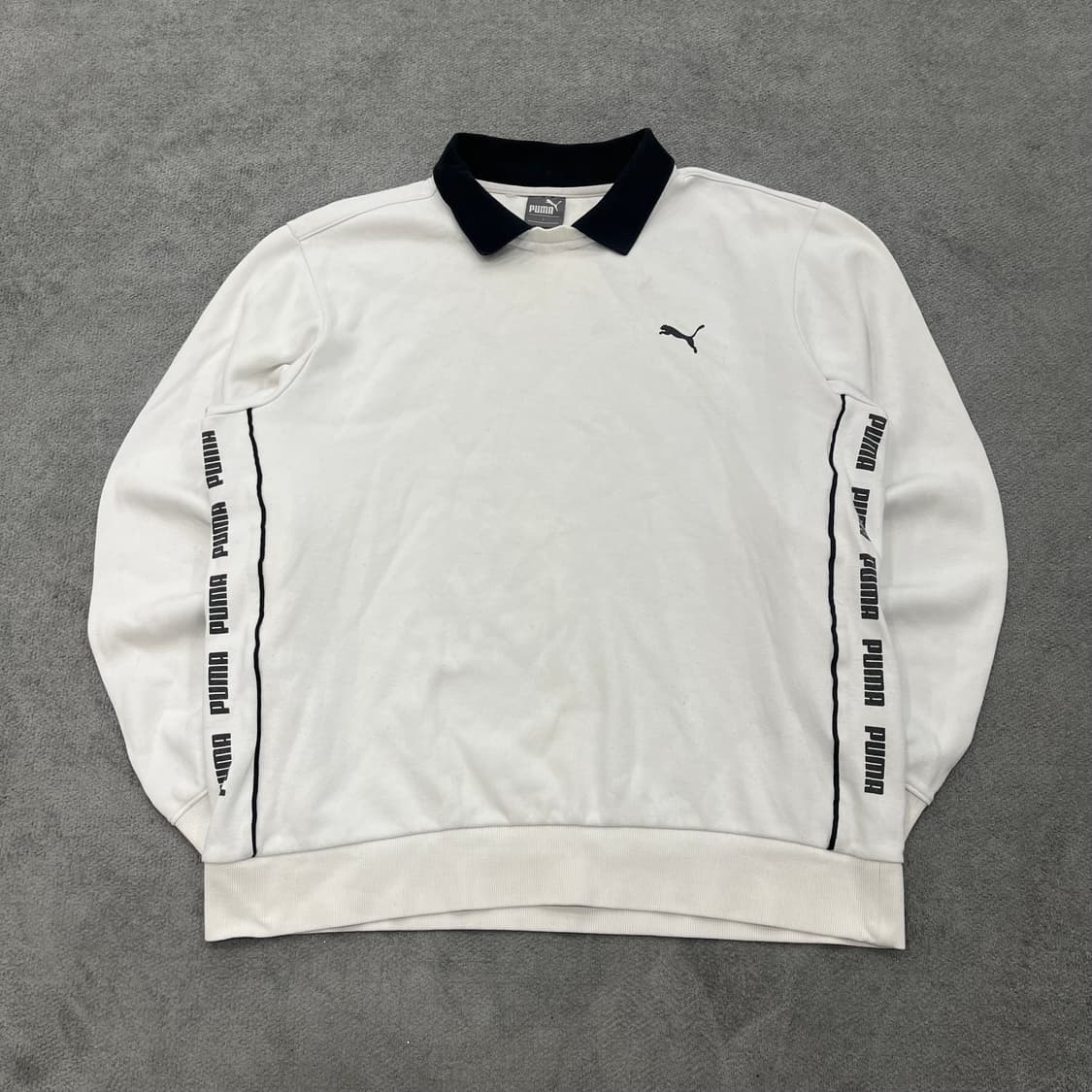 L 푸마 화이트 카라 맨투맨 상품이미지1