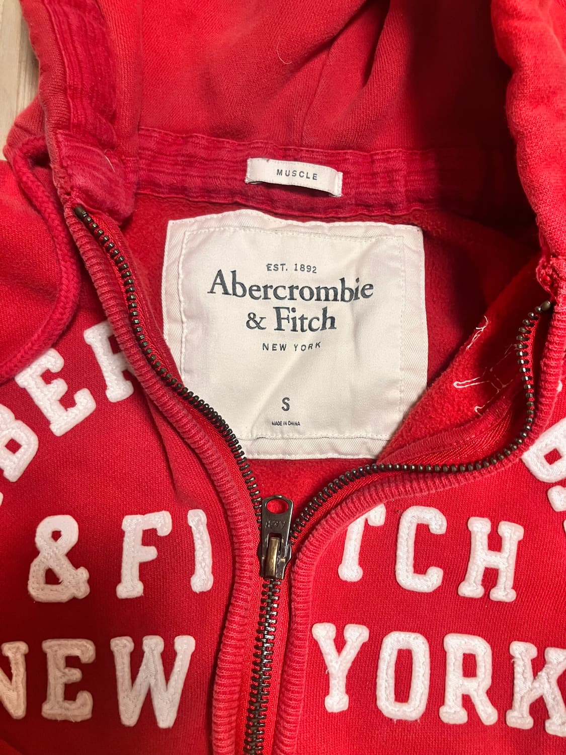 아베크롬비 90‘s 올드 로고 후디 상품이미지3