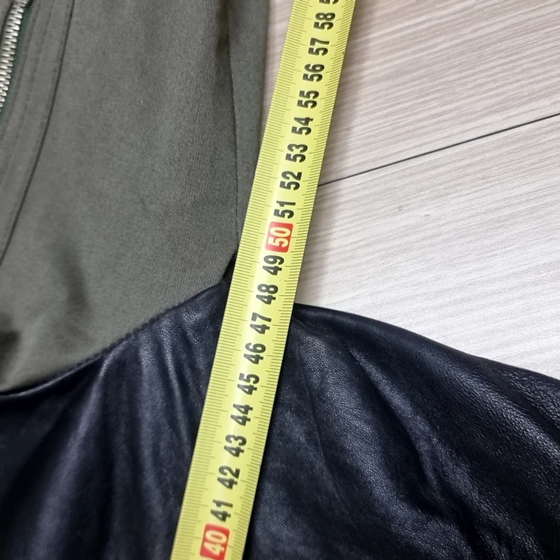 닐바렛 유아인 블랙 가죽 배색 라이더 자켓(M) 상품이미지7