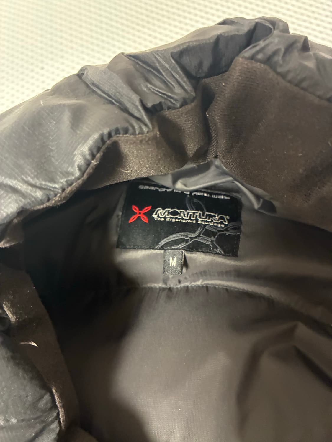 몬츄라 패딩 m (100-105) 상품이미지3