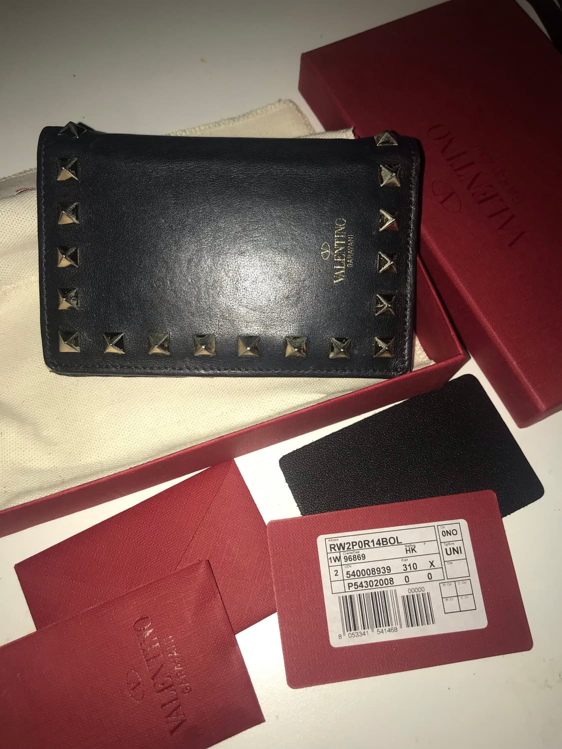 발렌티노 락스터드 반지갑 풀박스 상품이미지1