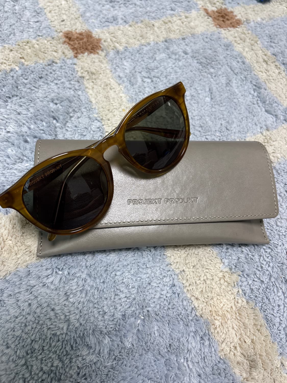 프로젝트 프로덕트 선글라스 판매합니다!! 상품이미지1