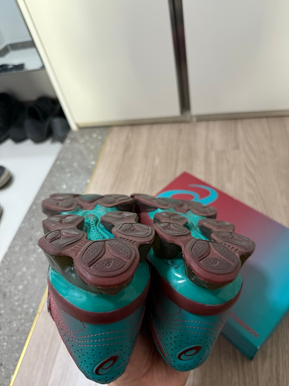 아식스 키코 젤퀀텀 레비트렉 파이어드 270 상품이미지3