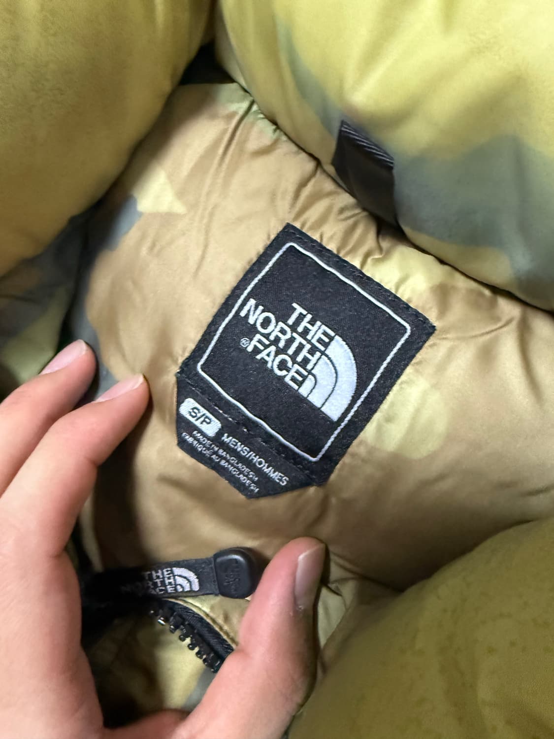 (S)노스페이스 센터 로고 카모 패딩 조끼 상품이미지7