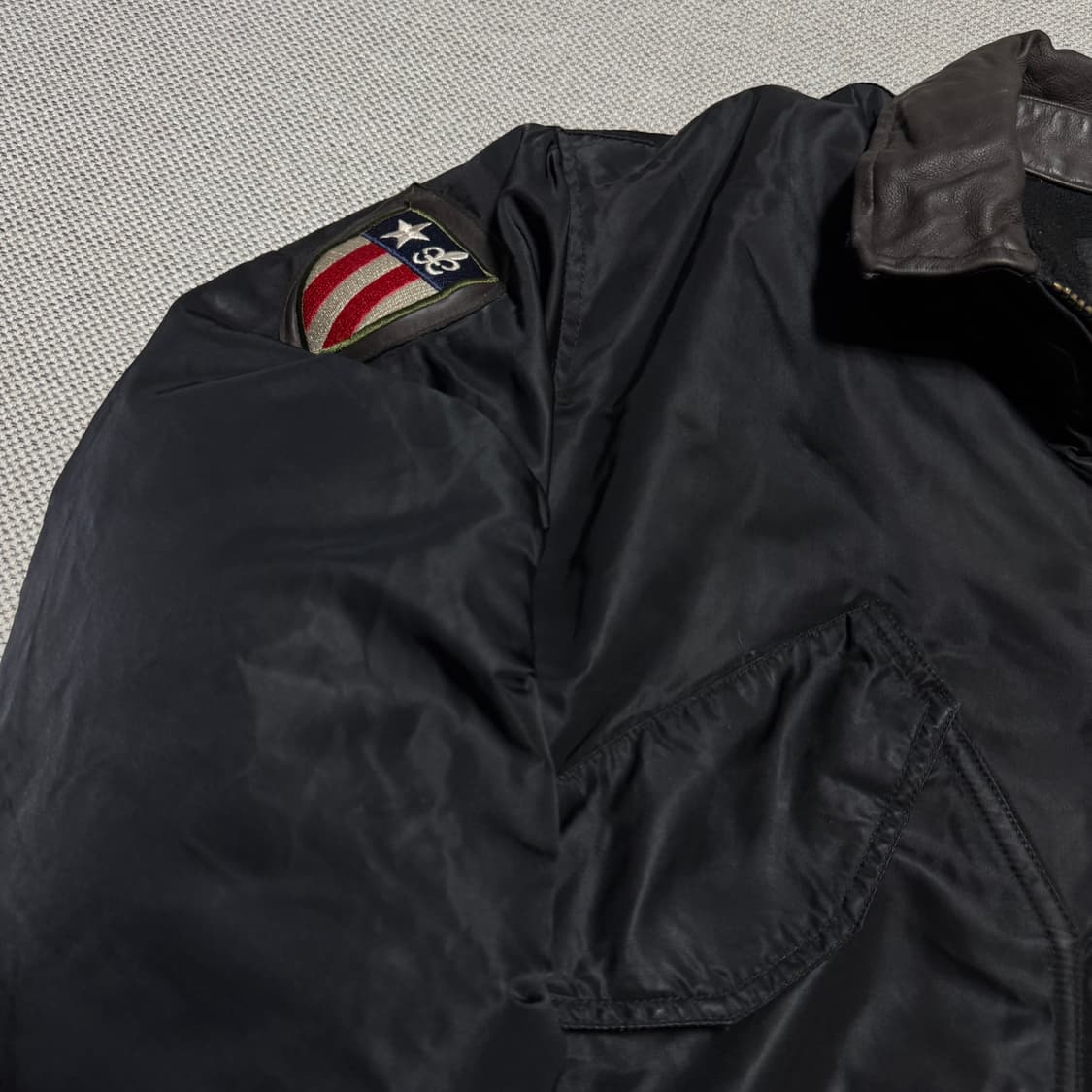알파인더스트리 USA 90.s 블랙 CWU-45/P 자켓 상품이미지4