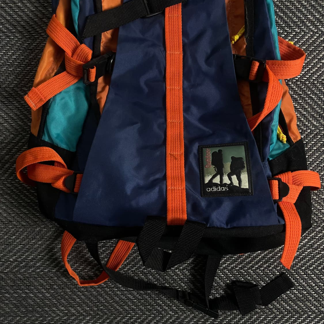 00s 아디다스 올드스쿨 아웃도어 백팩o 3124 상품이미지2
