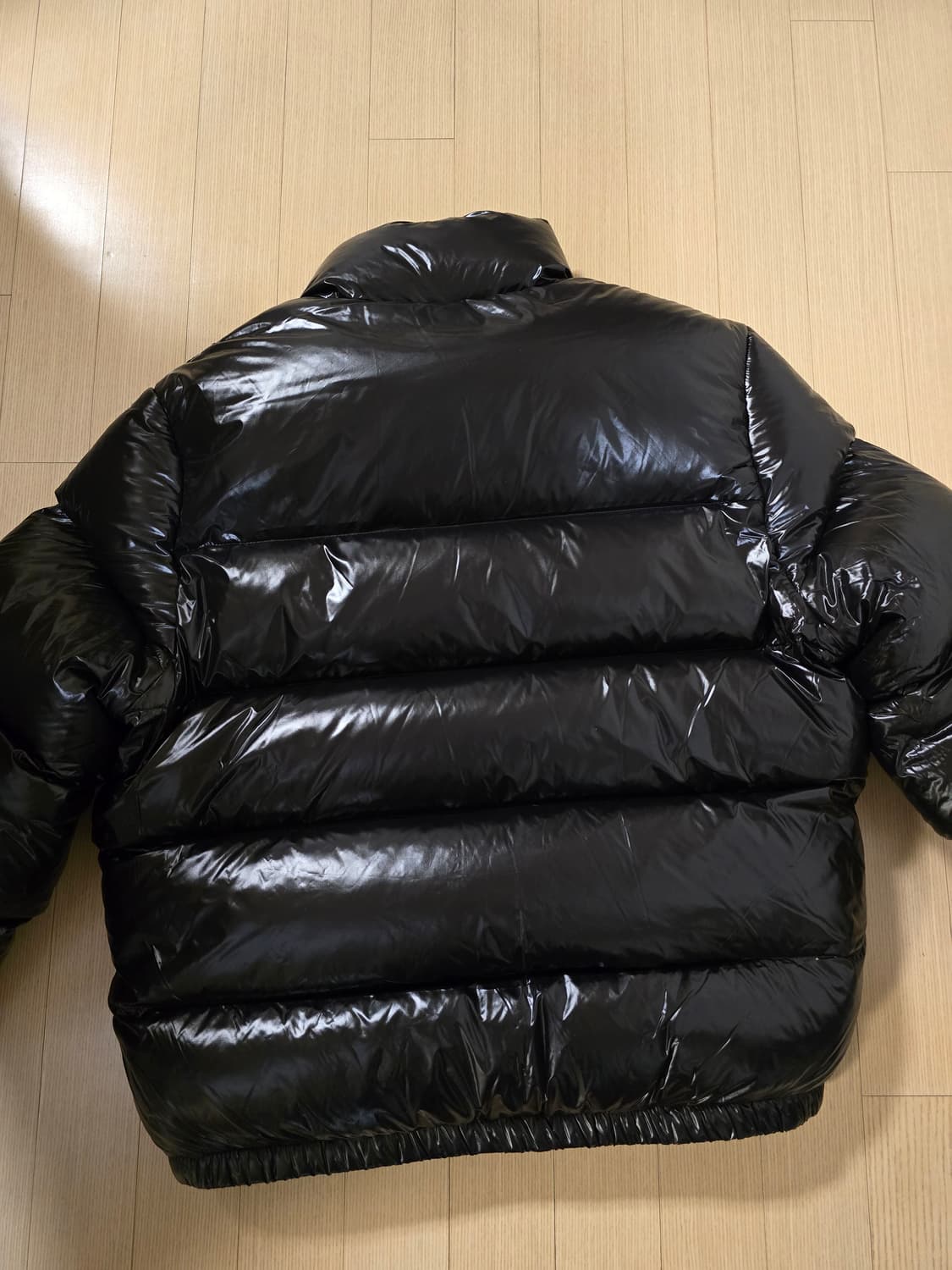 자라 25FW 유광 다운 패딩 점퍼 S 블랙 논후드 상품이미지4