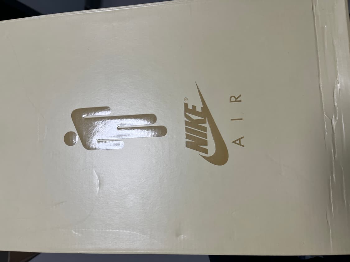  나이키 x 빌리아일리시 에어포스1 하이 세쿼이아 상품이미지2