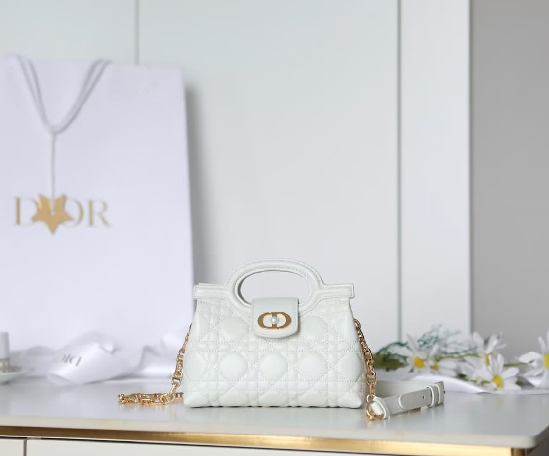 디올 S3123UNJB 졸리 미니 탑 핸들 백 램스킨 파우더 핑크 상품이미지1