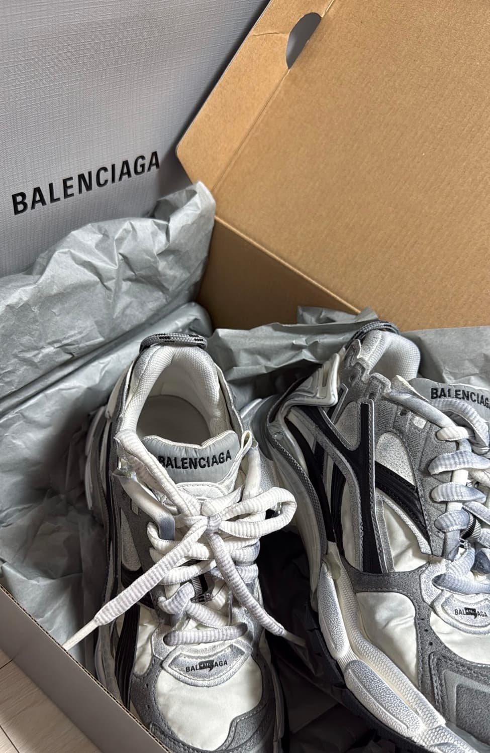 발렌시아가 러너 스니커즈 36 상품이미지1