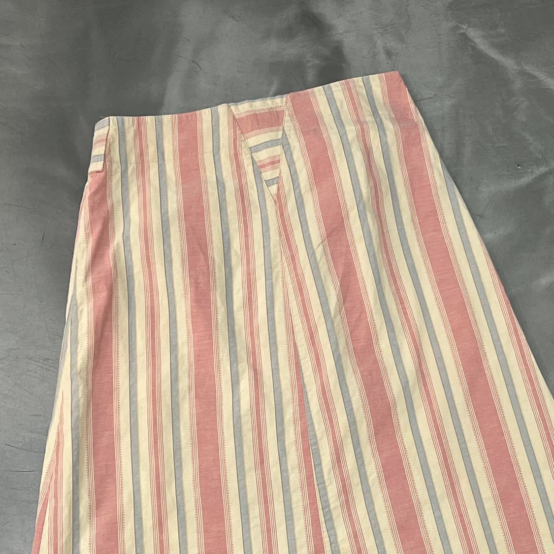  캘빈클라인 진스 스트라이프 미디 스커트 y15959 상품이미지5