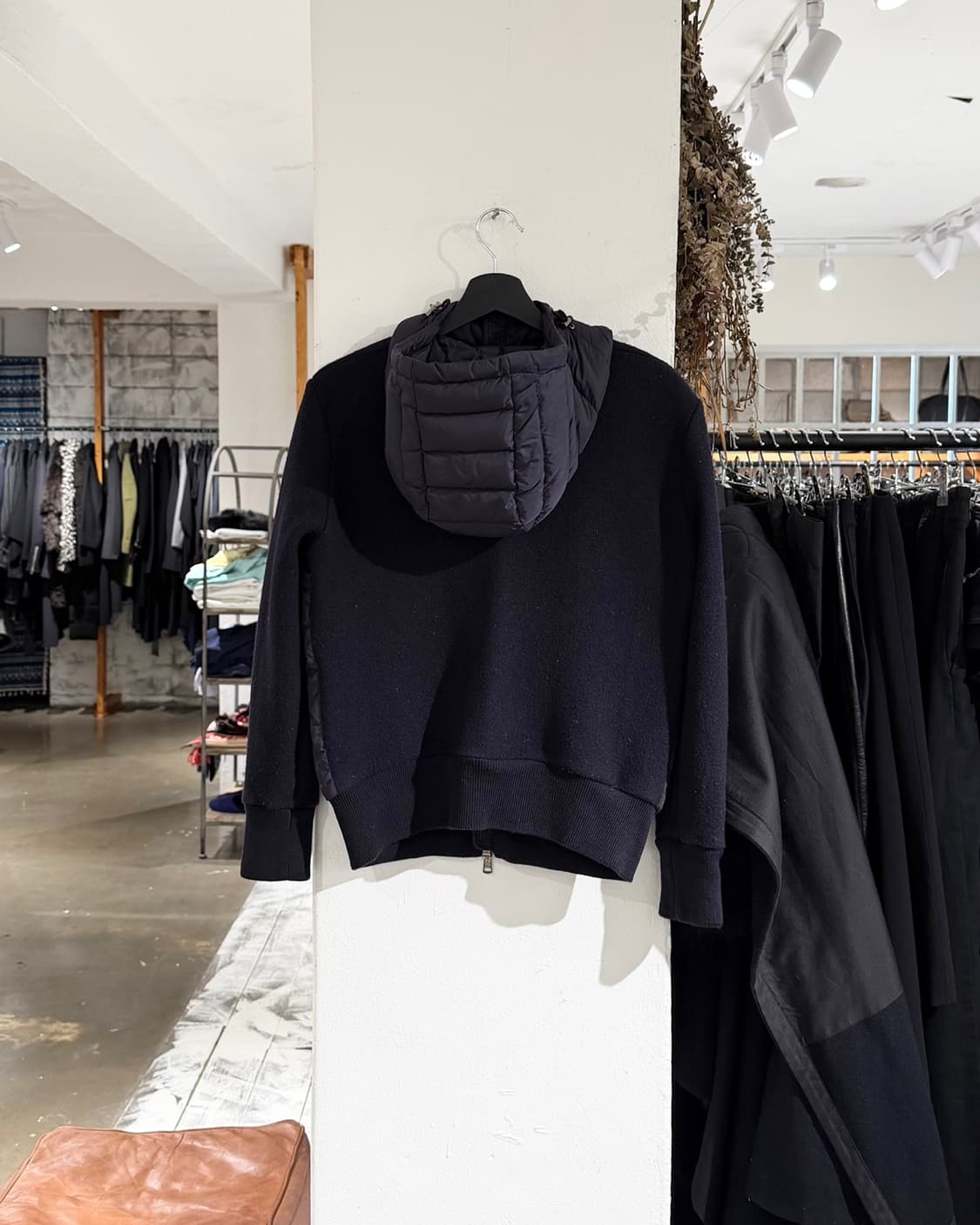 프라다 블랙 나일론 블루종 자켓 상품이미지6