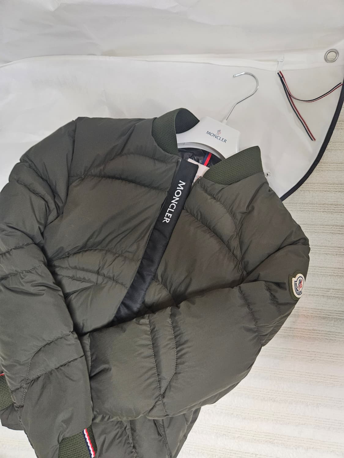 몽클레르 몽클레어 키지멘 0사이즈 경량 봄버자켓  상품이미지5