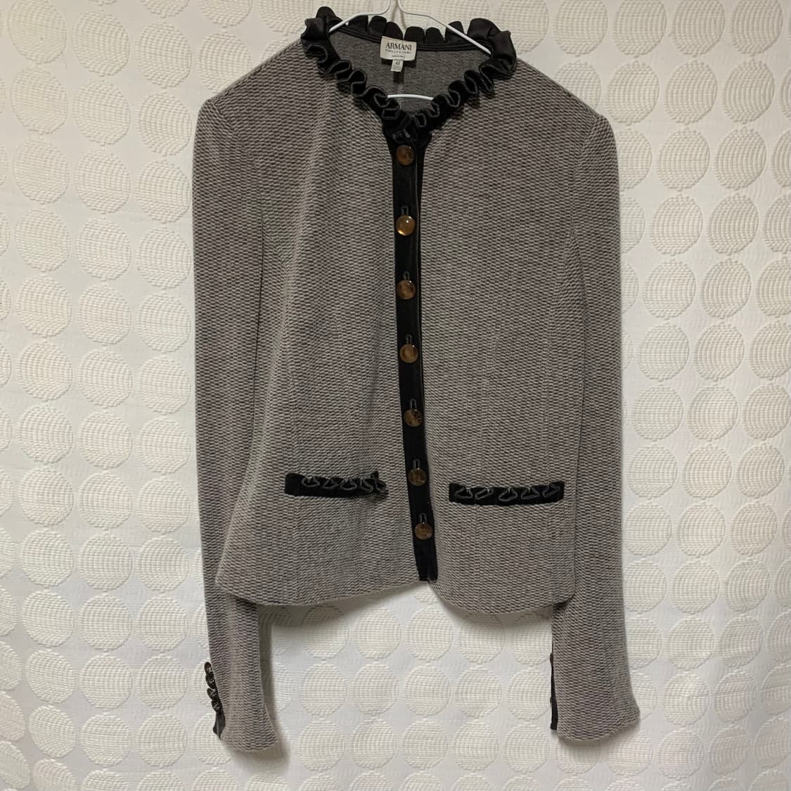 Armani 벨벳 디테일 자켓 상품이미지4