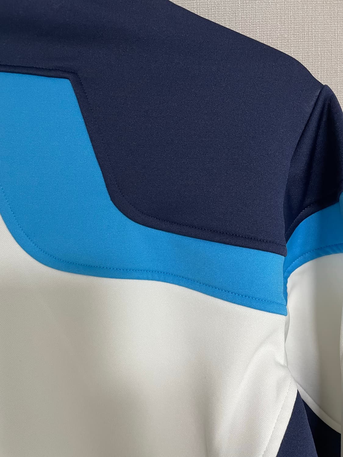 제이린드버그 집업 상품이미지2