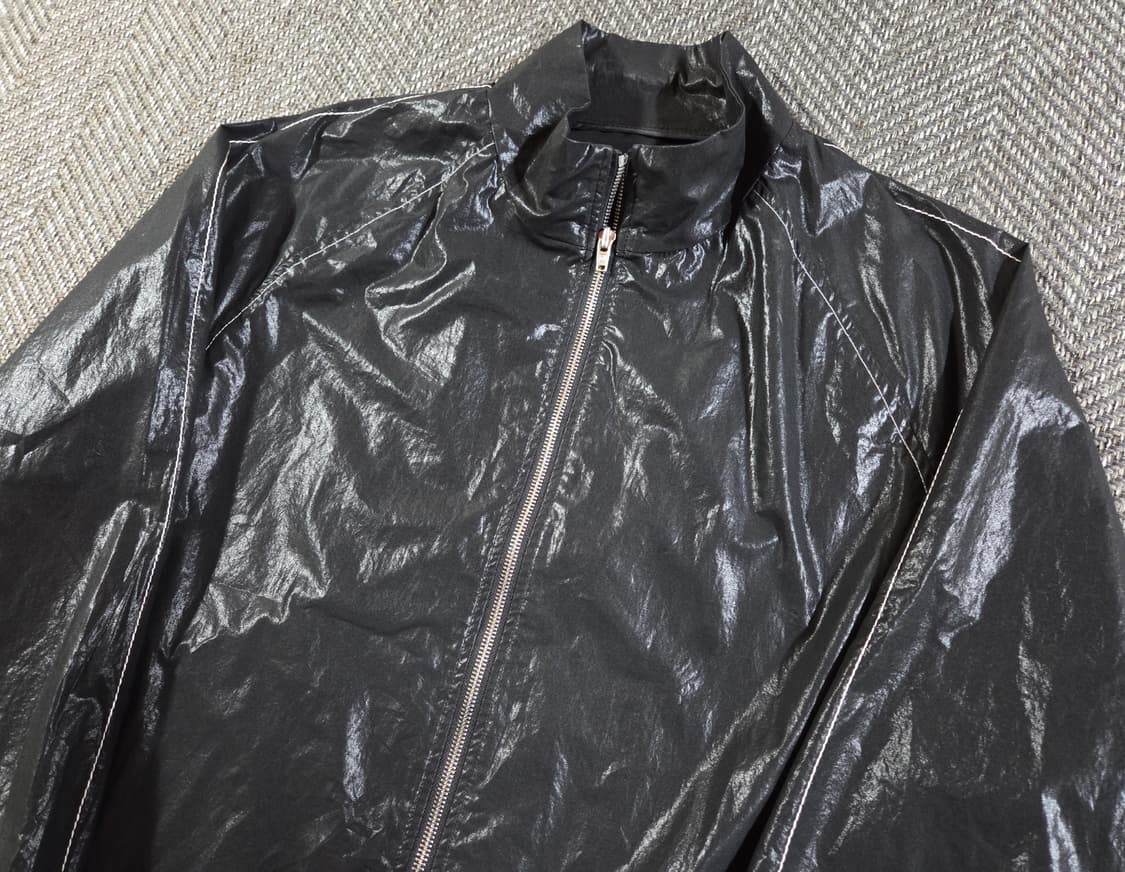 Matin Kim 마뗑킴 블랙 코팅 바람막이 자켓 상품이미지4