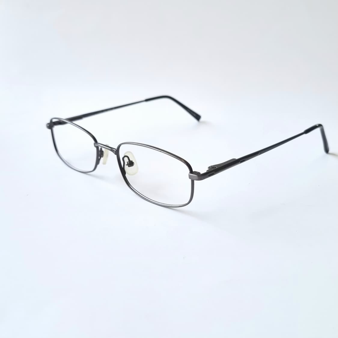 진열상품  긱시크 레트로사각 건메탈그레이  안경테  390 상품이미지3