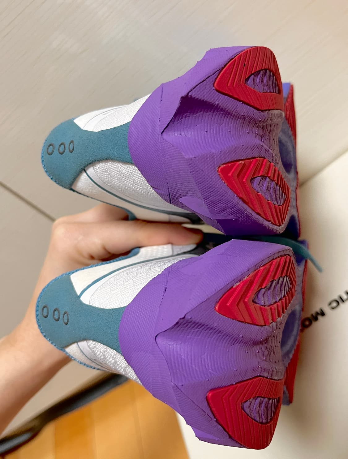 써코니 엔돌핀 프로4 235 상품이미지6