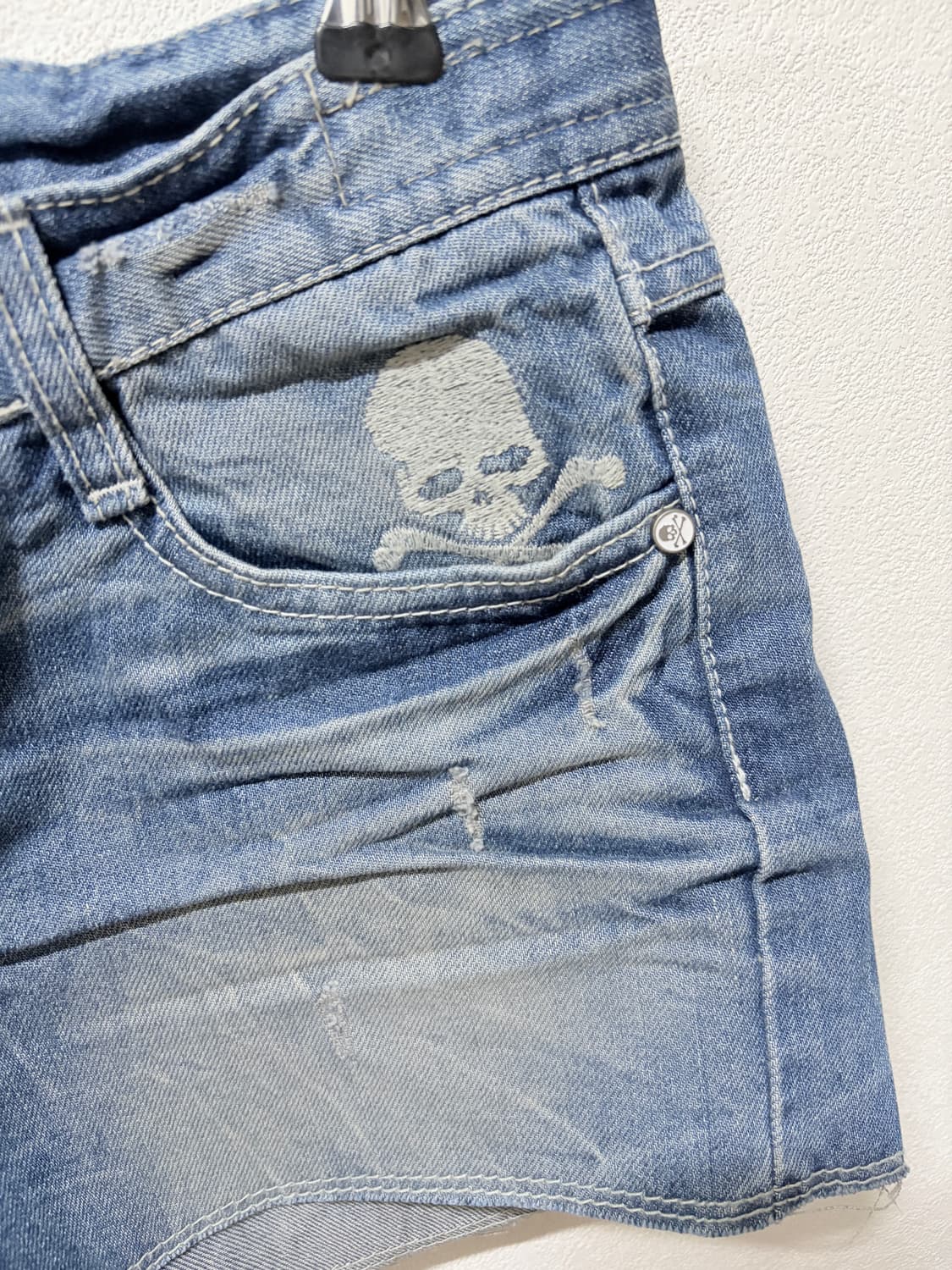 스컬 데미지 데님 숏팬츠 상품이미지2