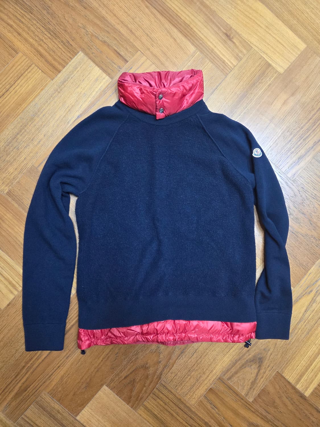 몽클레어 네이비/레드 패딩 니트 상품이미지1