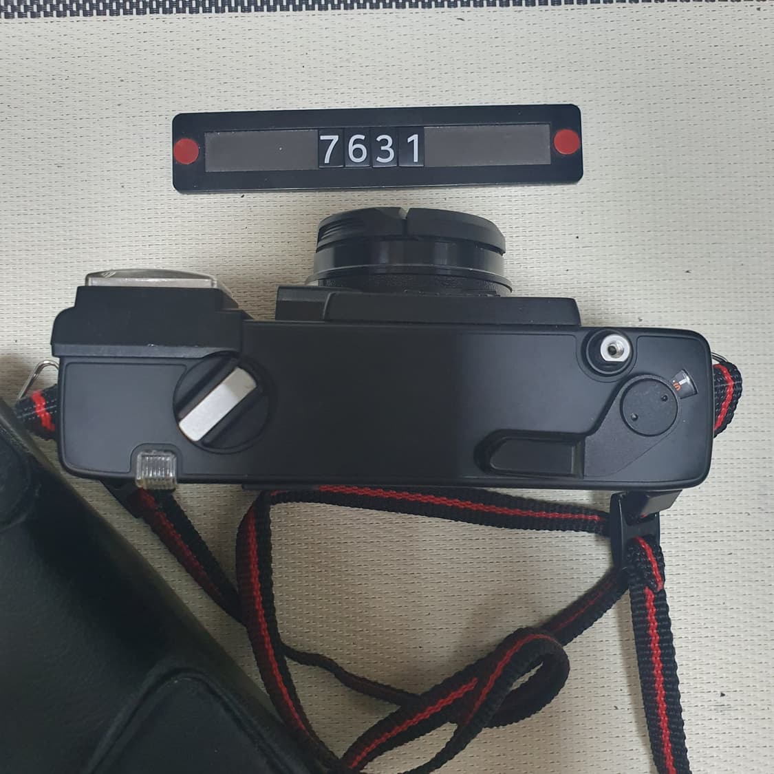 코니카 C 35 AF 필름카메라 케이스포함 상품이미지2