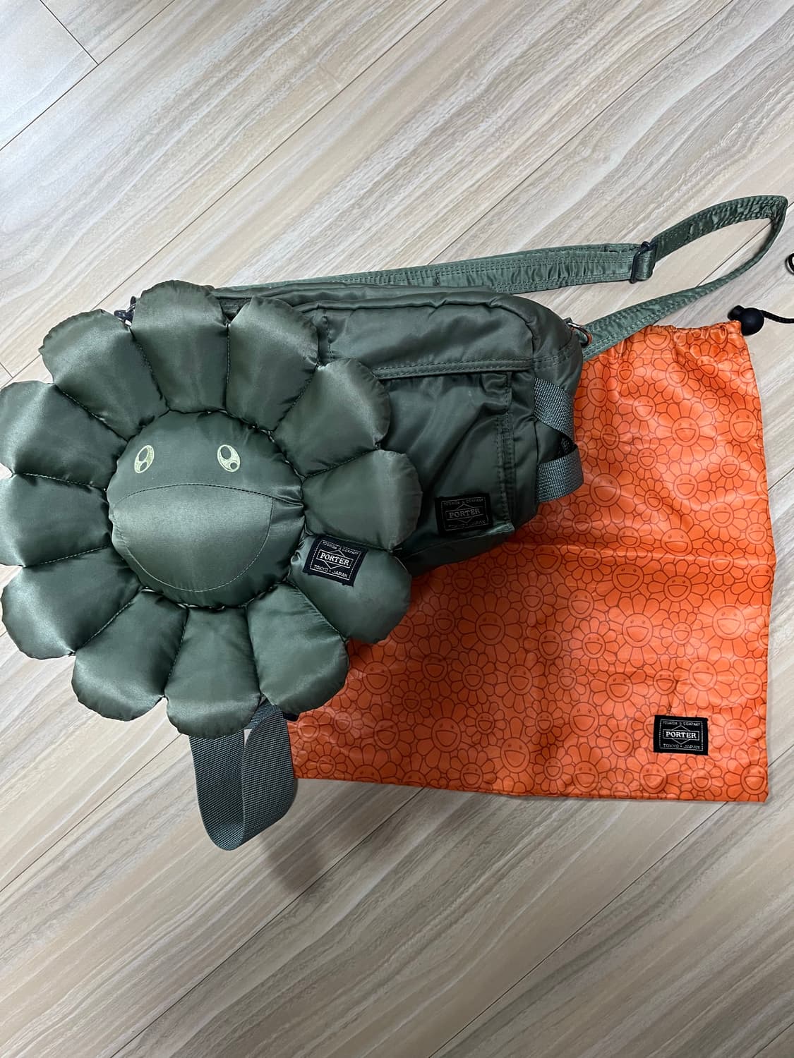 포터 무라카미 타카시 웨이스트백 그린 상품이미지1