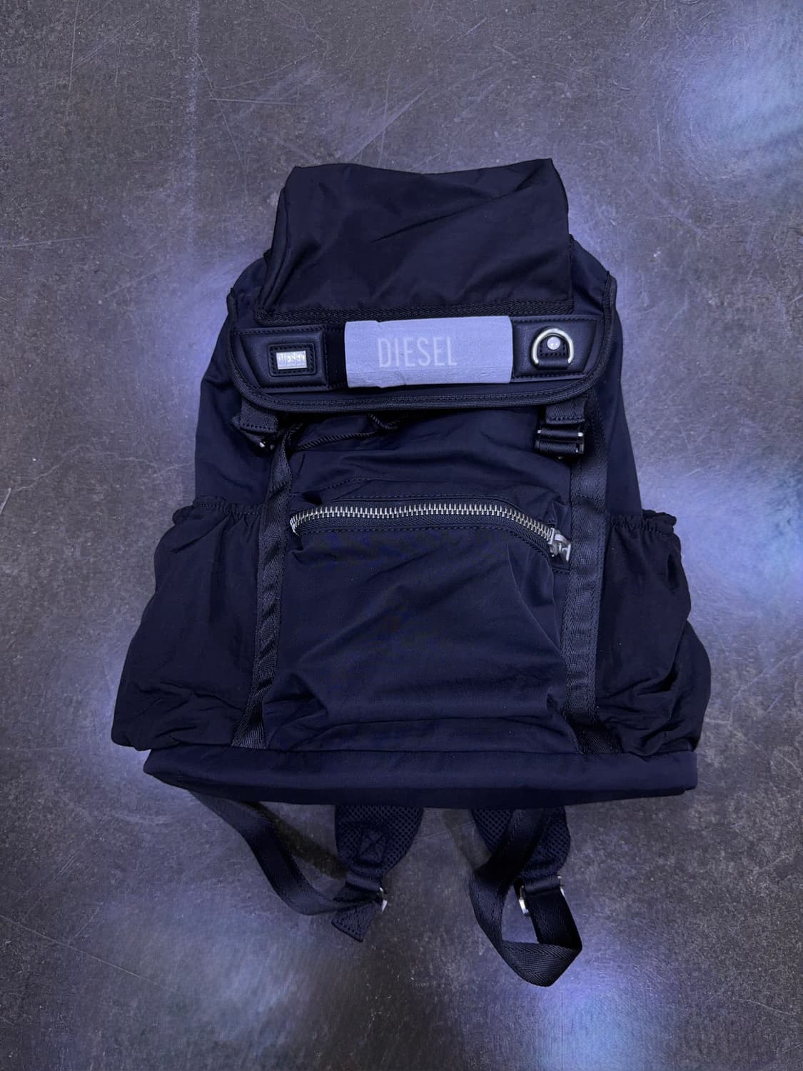 디젤 로고스 나일론 멀티포켓 백팩 블랙 상품이미지1
