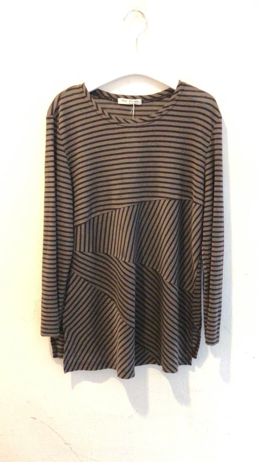 사선 스트라이프 브라운 롱슬리브 상품이미지1