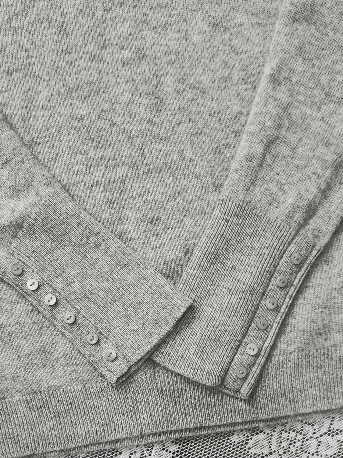 les100 실크캐시미어 브이넥니트 상품이미지3