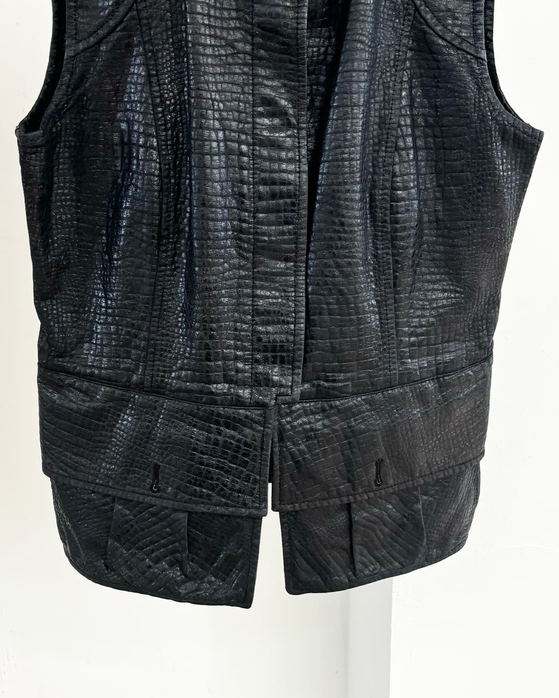 샤넬 03fw 블랙 레더 클래식 베스트 자켓 상품이미지5