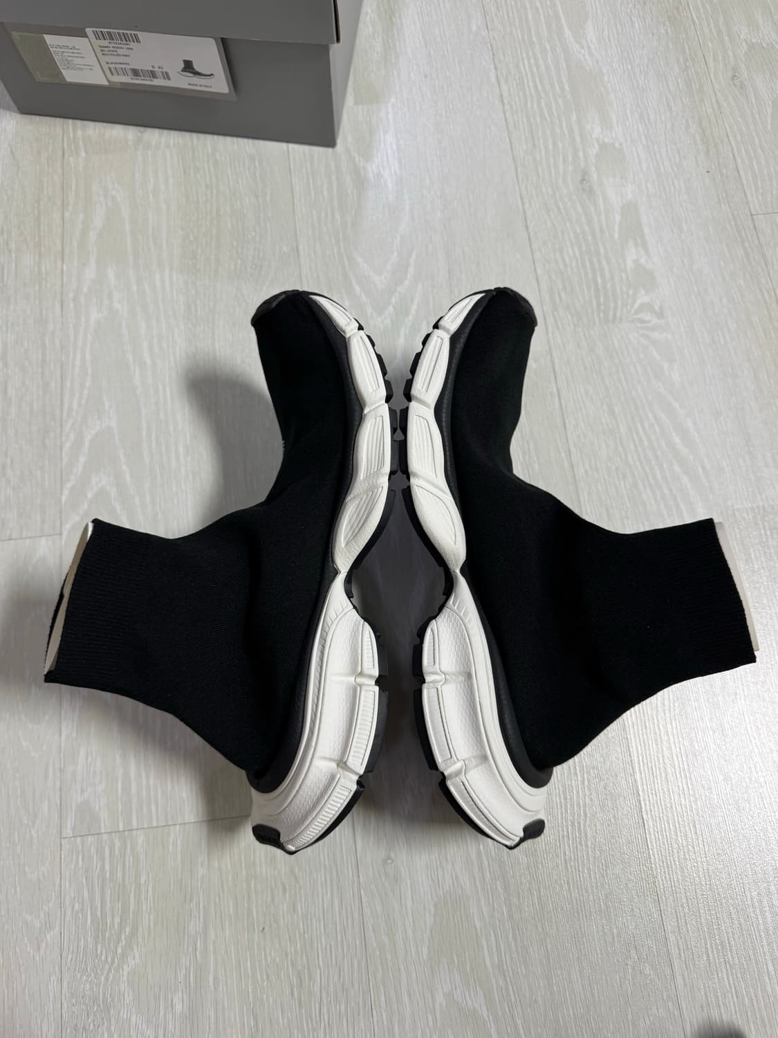 발렌시아가 3xl 삭스 스니커즈 43 상품이미지4