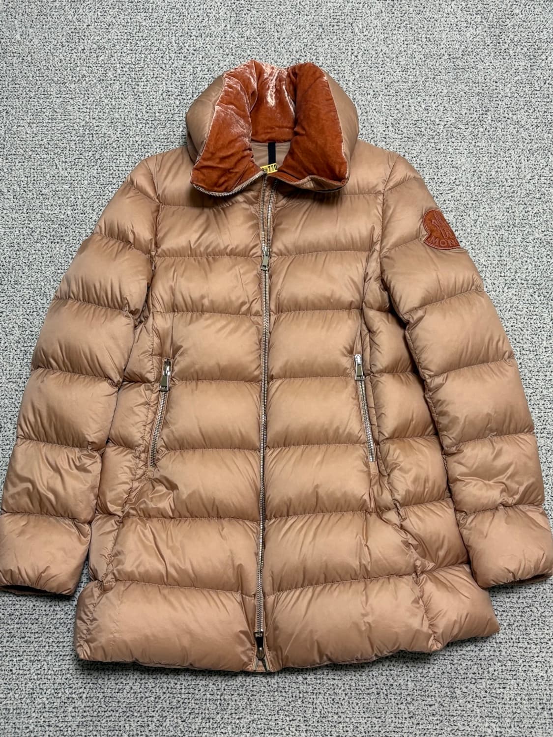 몽클레어 토르콘 패딩 상품이미지4