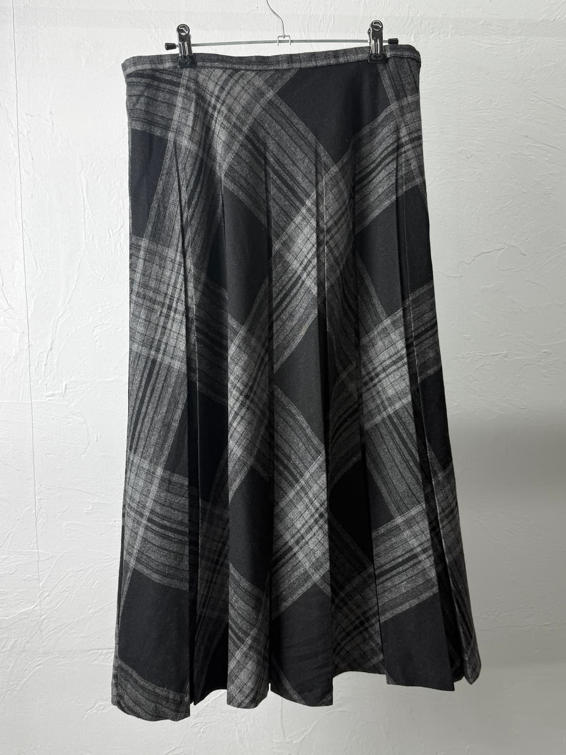 JPN 체크 플리츠 롱 스커트 상품이미지3