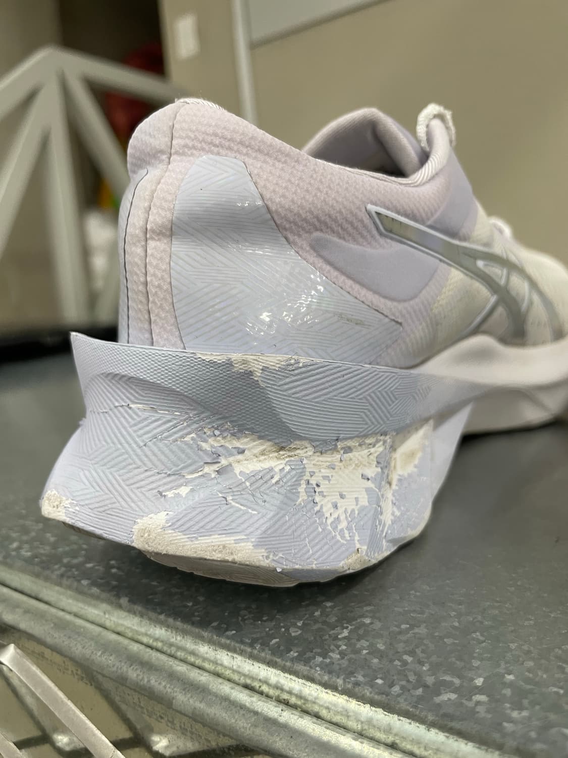 아식스 노바블라스트 화이트 라일락 235 상품이미지9