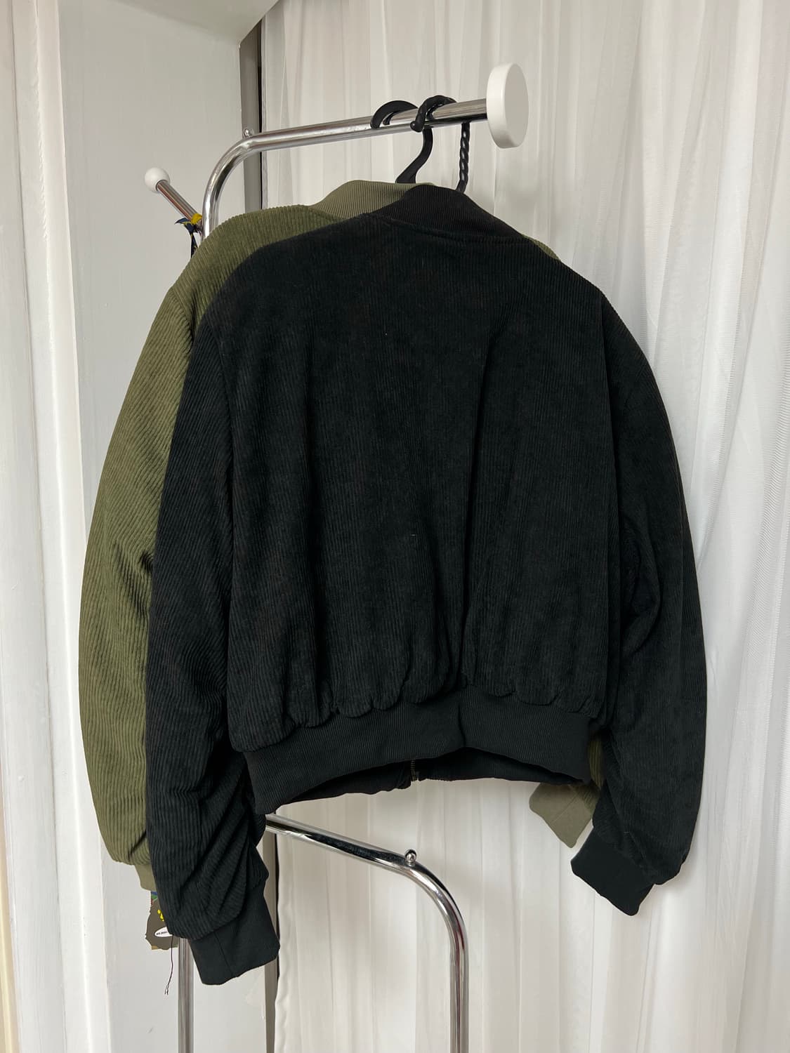 [새상품]항공 골덴 셔링봄버 자켓 카키 블랙 상품이미지3