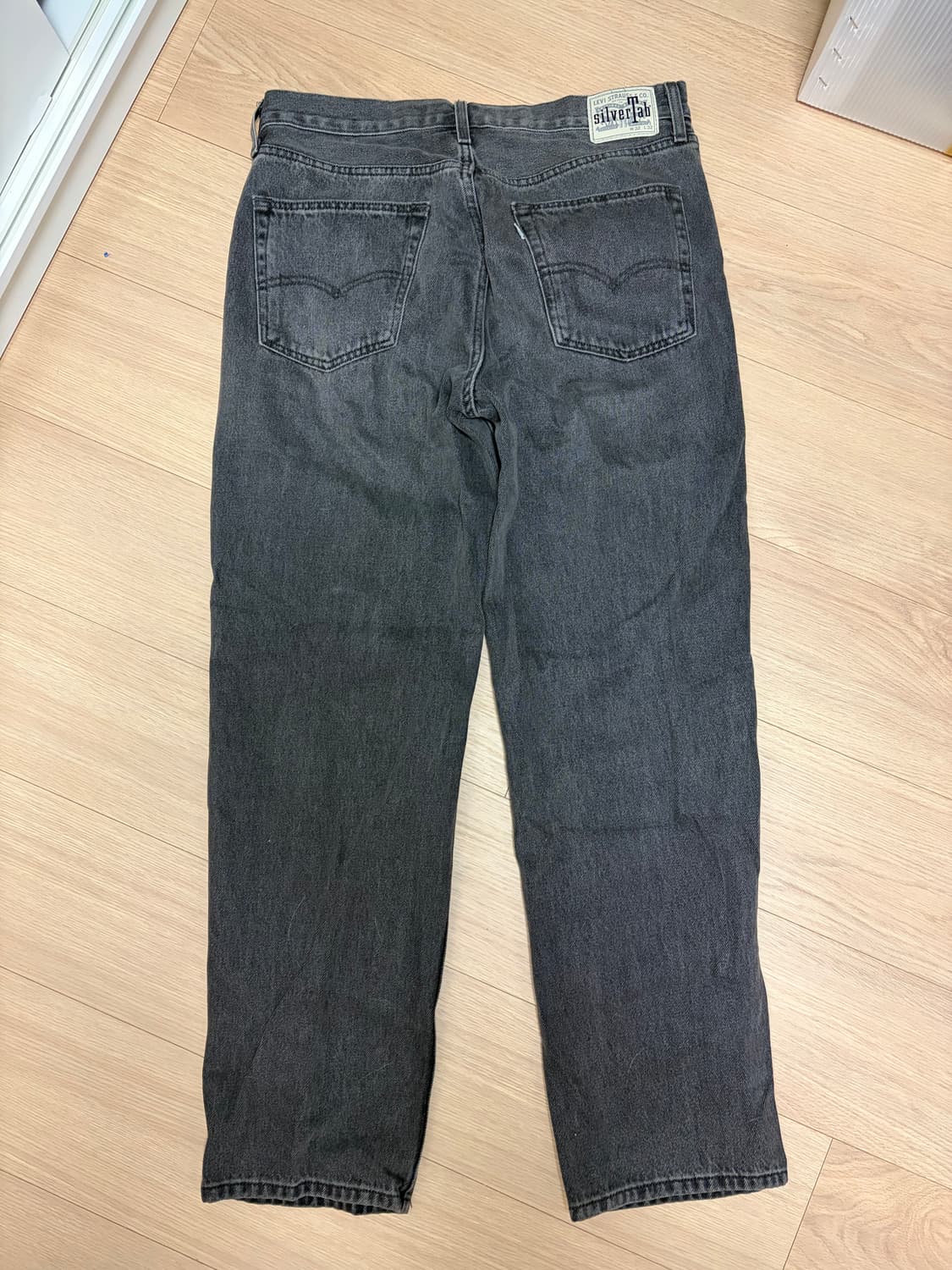 (32*32)리바이스 실버탭 루즈핏 블랙 데님 상품이미지3