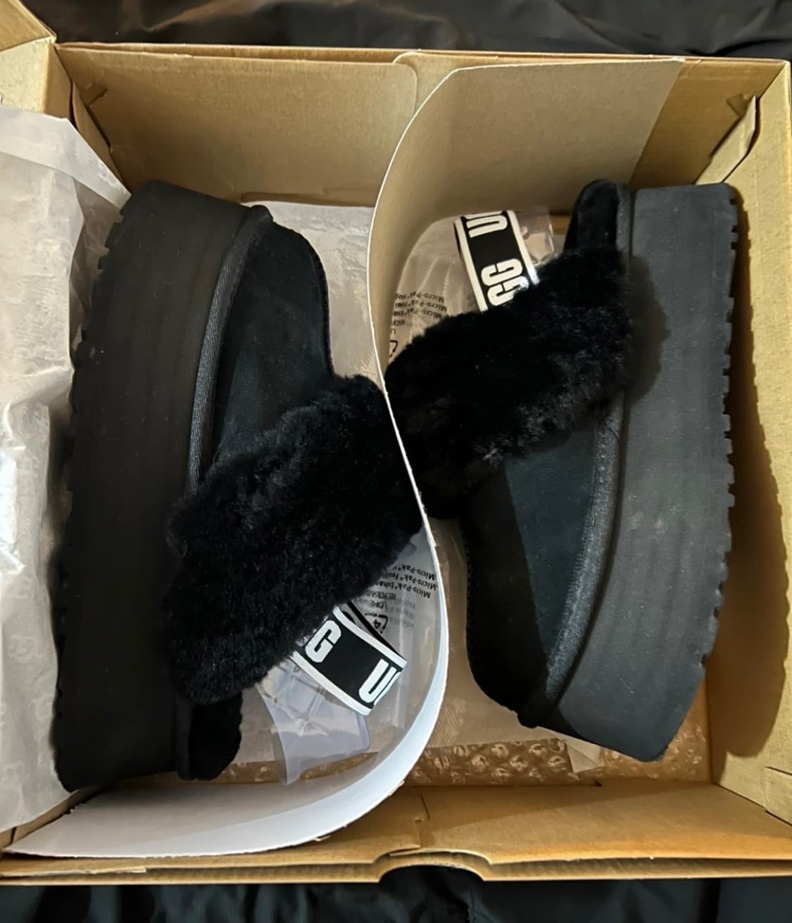 UGG 어그 펀케트 블랙 250사이즈 상품이미지2