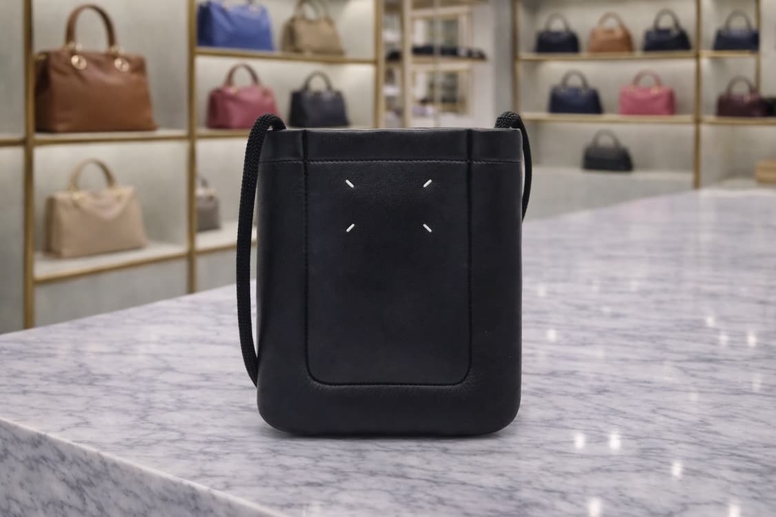 [A급] 메종 마르지엘라 폰케이스 파우치 크로스백 판매합니다!!! 상품이미지1