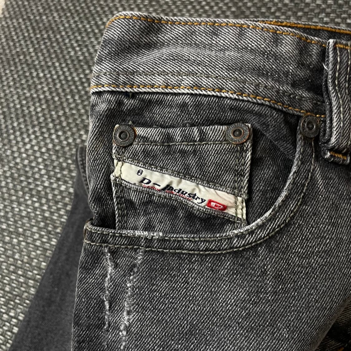 (36) 디젤 그레이 빈티지 워싱 데님 팬츠 상품이미지4