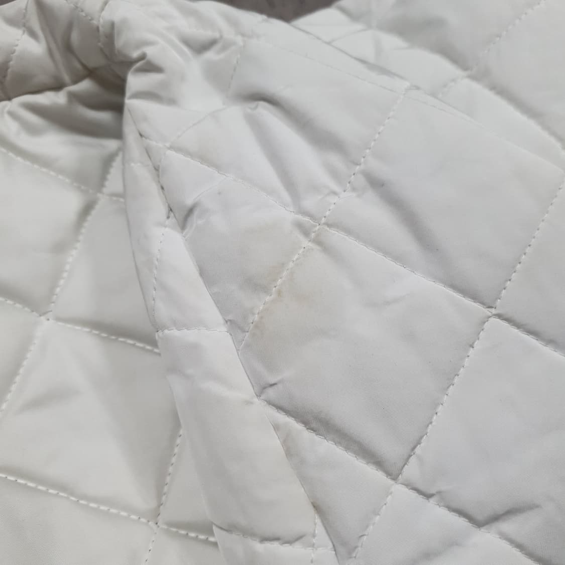 ✨ (바배) 나이키 더블스우시 퀄팅 자켓  상품이미지5