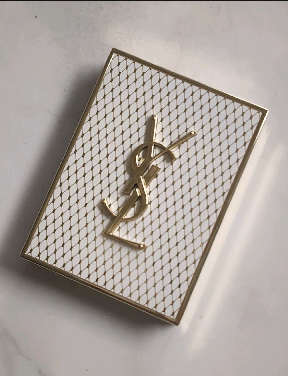 (홀리데이 한정판) 입생로랑 꾸뛰르 미니 클러치 024 골든 레이스 섀도 상품이미지7