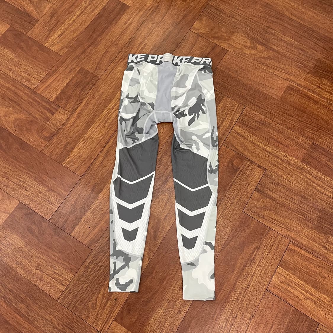 나이키 카모 타이즈 상품이미지2