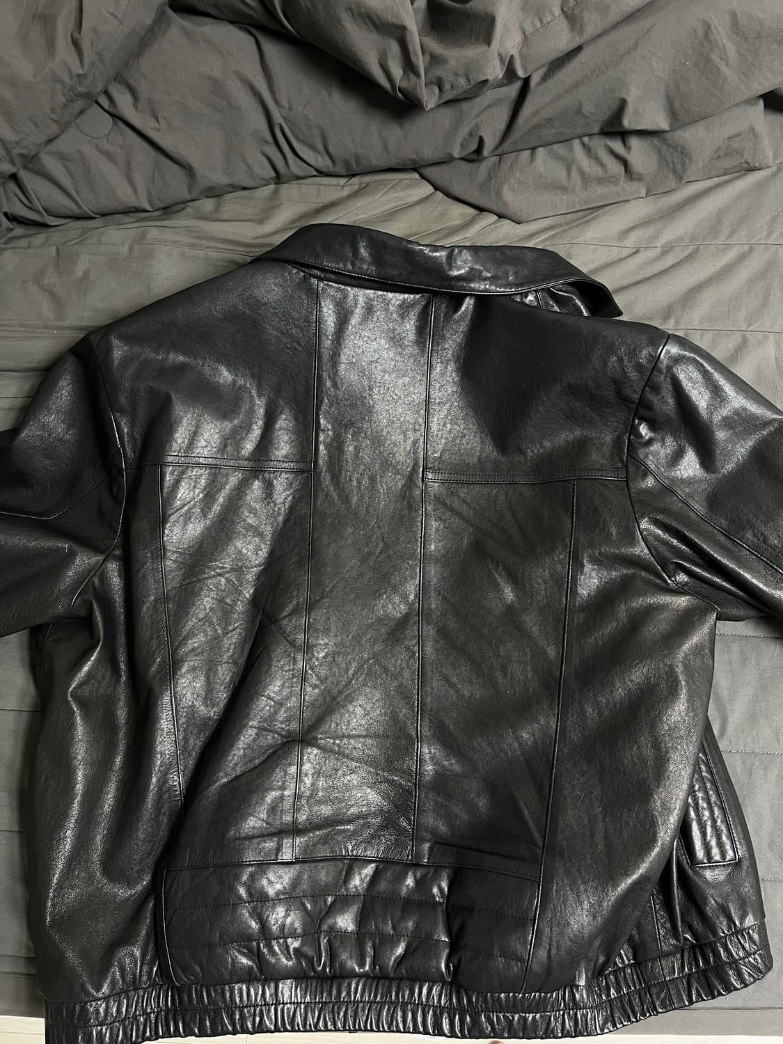 해칭룸 볼륨 스티치 레더 자켓 블랙 4 상품이미지2