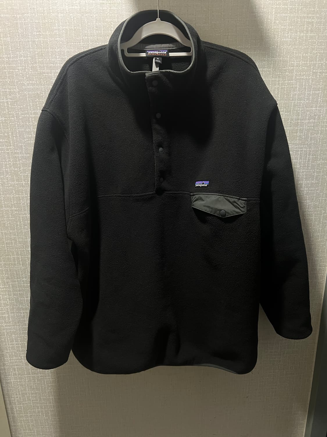 [xl] 파타고니아 신칠라 스냅티 플리스 풀오버 블랙 포지 그레이 상품이미지1