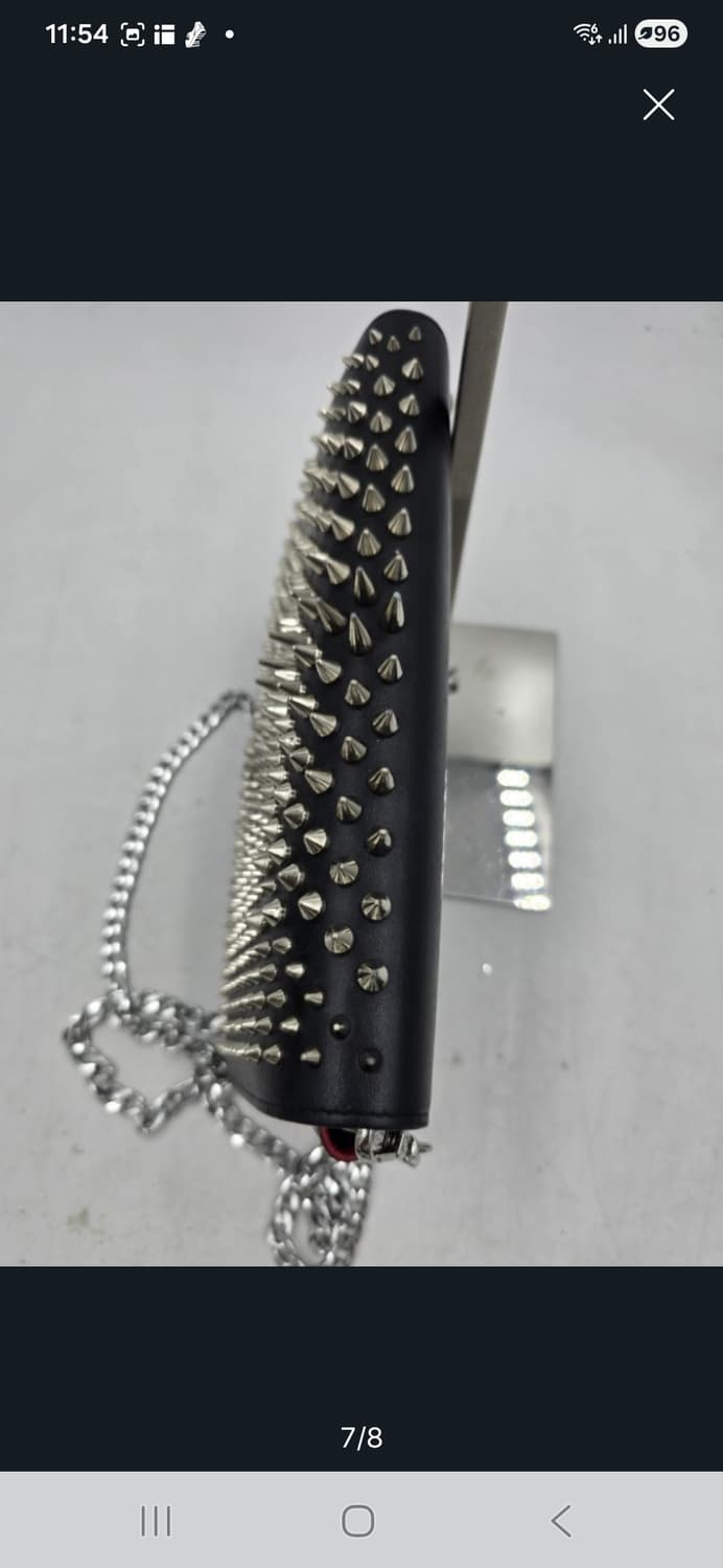 루부탱 스터드 체인 클러치겸 크로스가방 상품이미지8