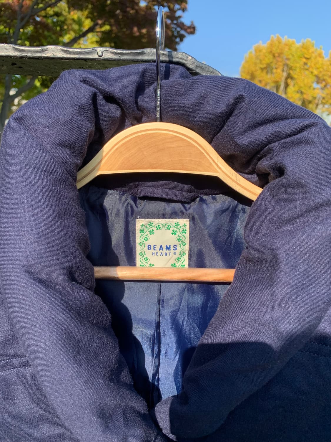 [BEAMS HEART] Shawl Collar Padded Vest 상품이미지5